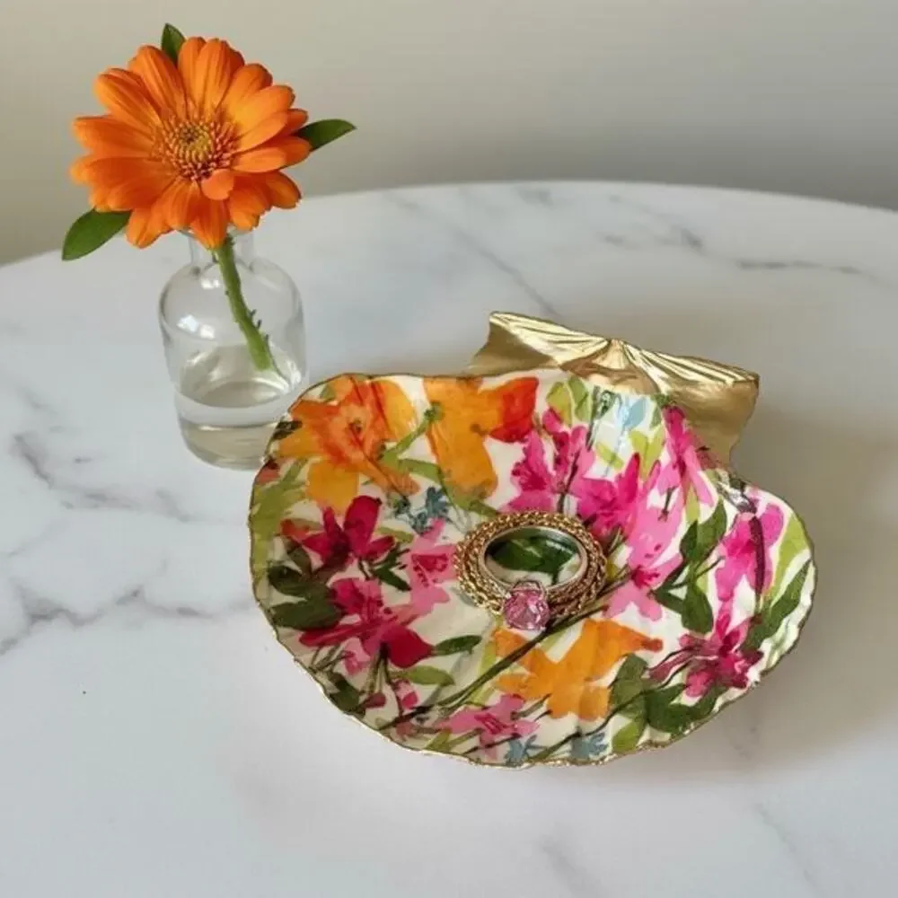 Bright wildflower foliage Trinket Dish